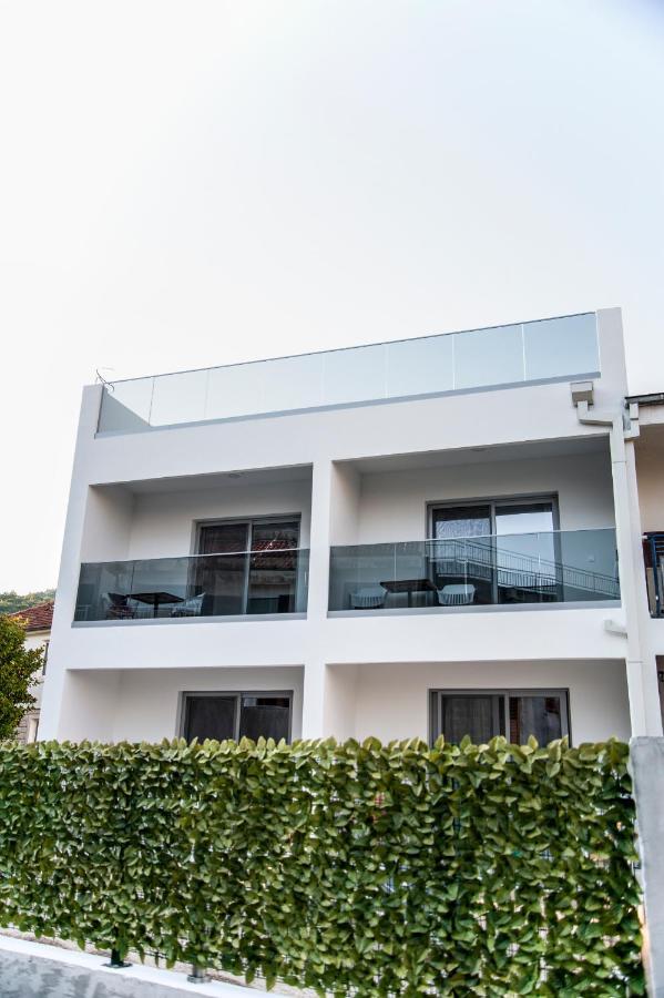 Soko Apartments Huoneistohotelli Soko Херцег-Нови Экстерьер фото