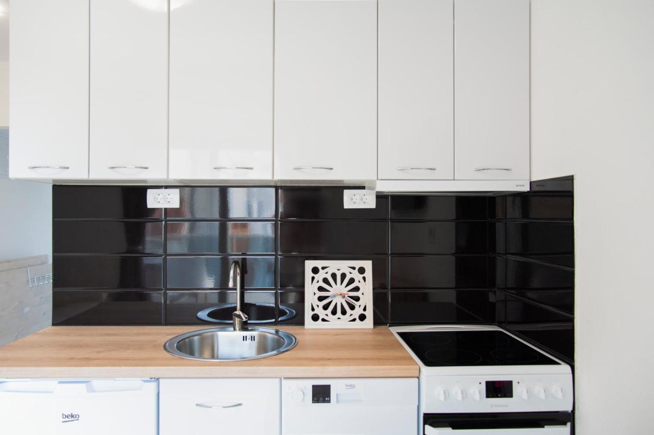 Soko Apartments Huoneistohotelli Soko Херцег-Нови Экстерьер фото